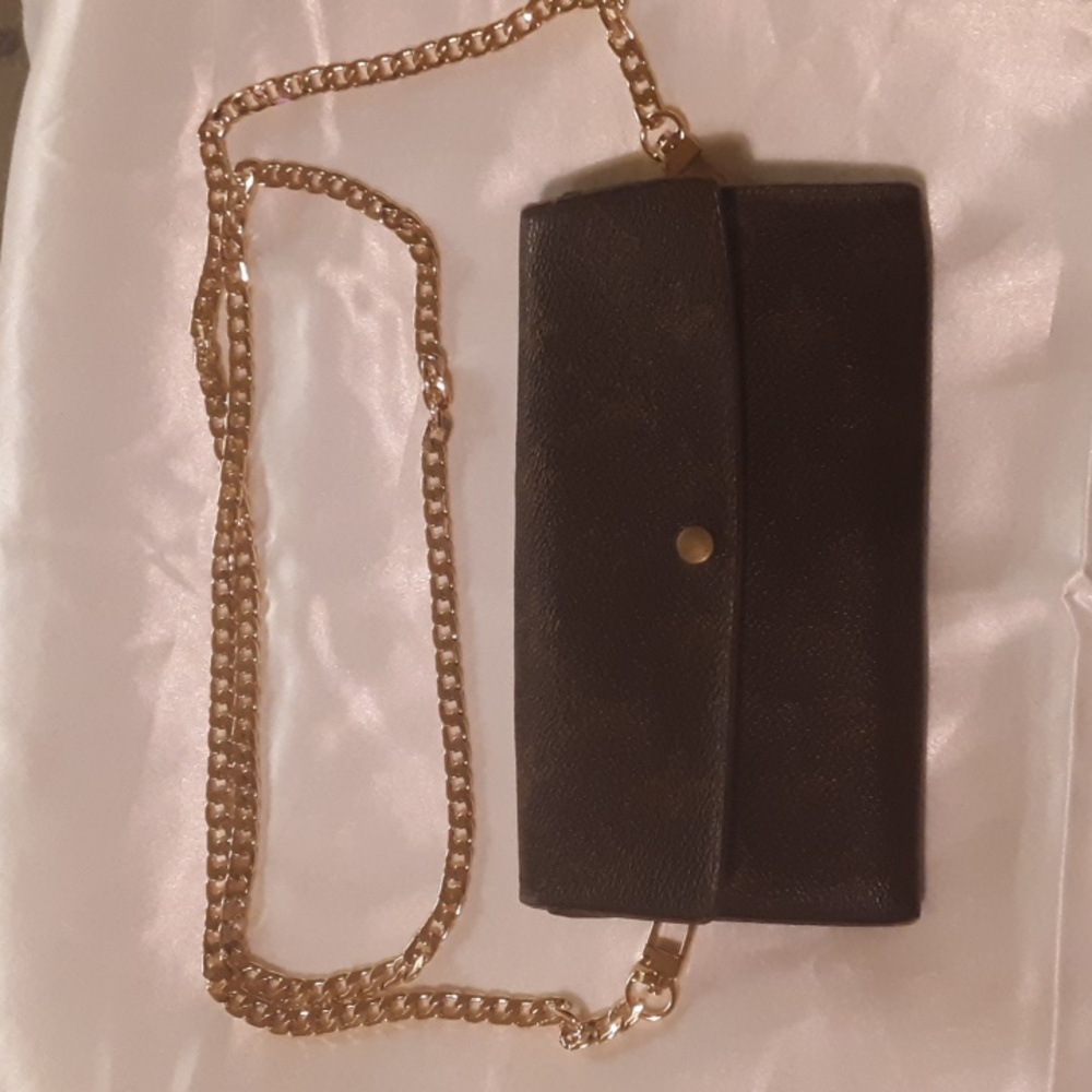 Authentic Louis Vuitton Sarah Long Leather Wallet On Chain